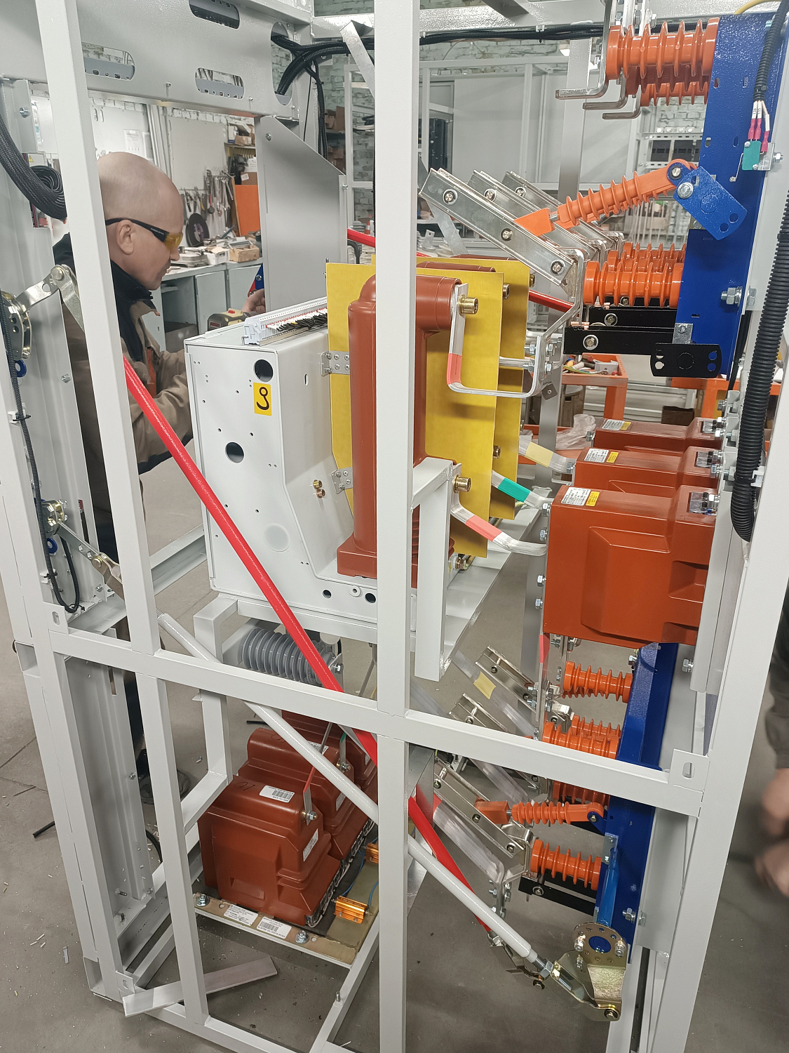 Камера КСО-298 и пункт ПКУ-10 кВ для газопоршневой установки: проект ЮУЭМЗ для объекта в Челябинской области